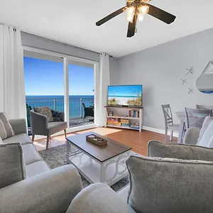  Holiday home Sterling Reef 706